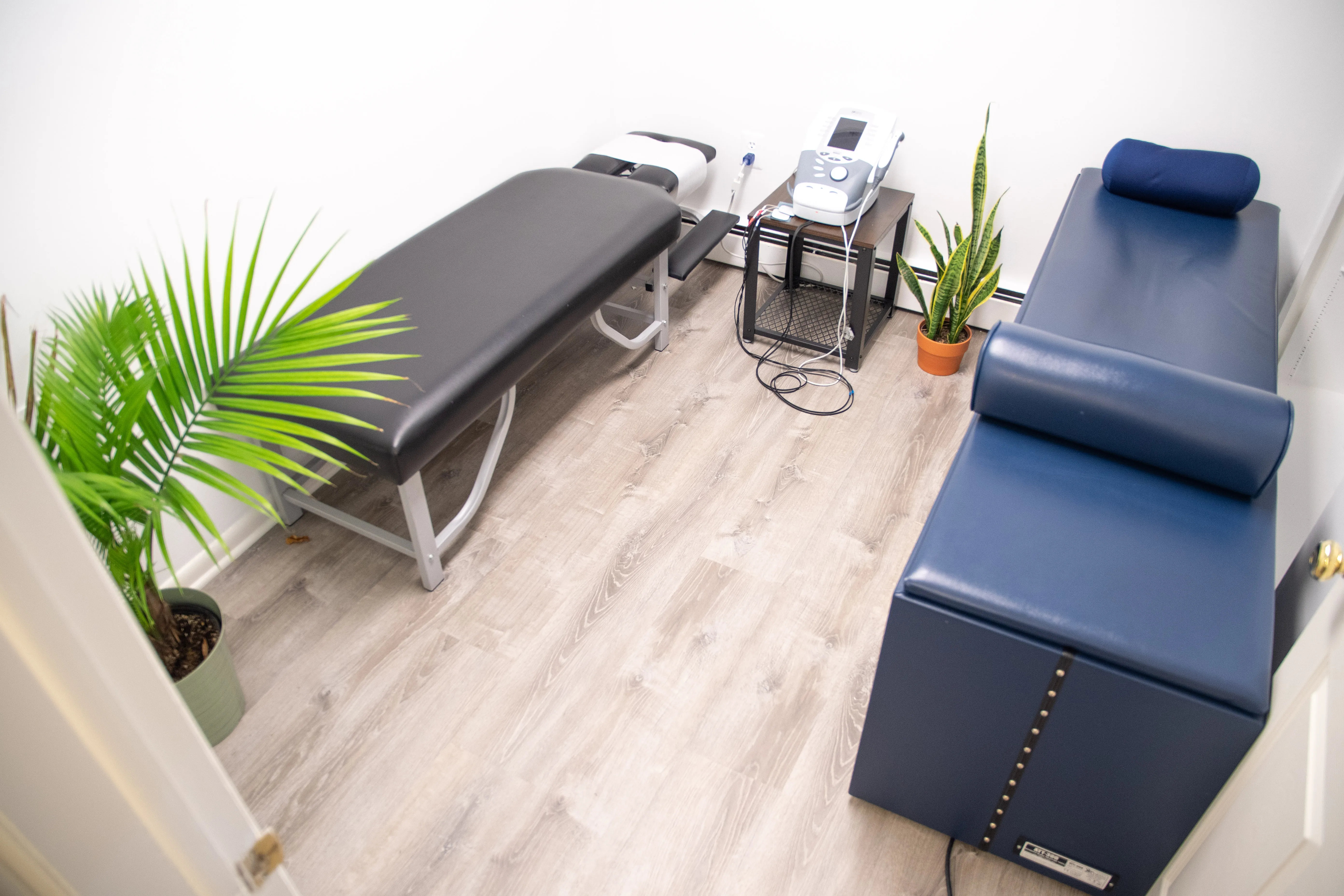 Chiropractic treatment room