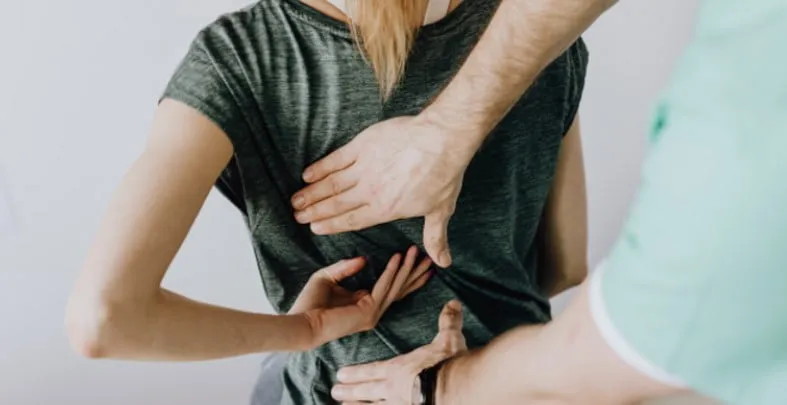When to Seek Treatment for Hip Pain — District Wellness